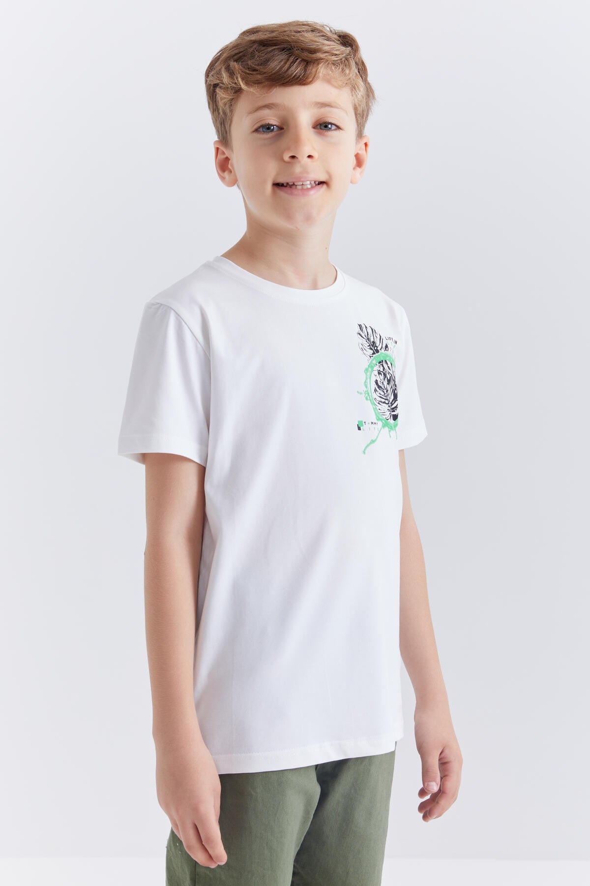 White Printed O Collar Short Sleeve Regular Fit Boys T-Shirt - 10867