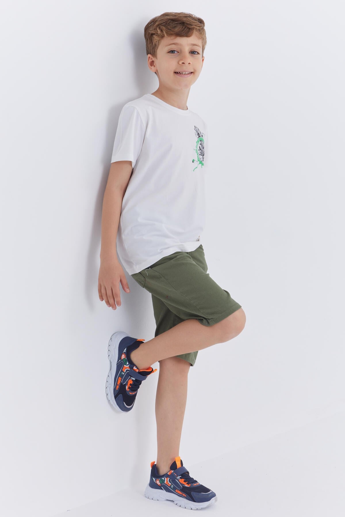 White Printed O Collar Short Sleeve Regular Fit Boys T-Shirt - 10867