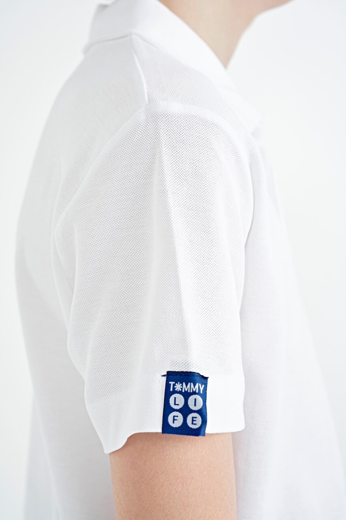 White Minimal Embroidery Detailed Standard Fit Polo Collar Boys T-Shirt - 11084