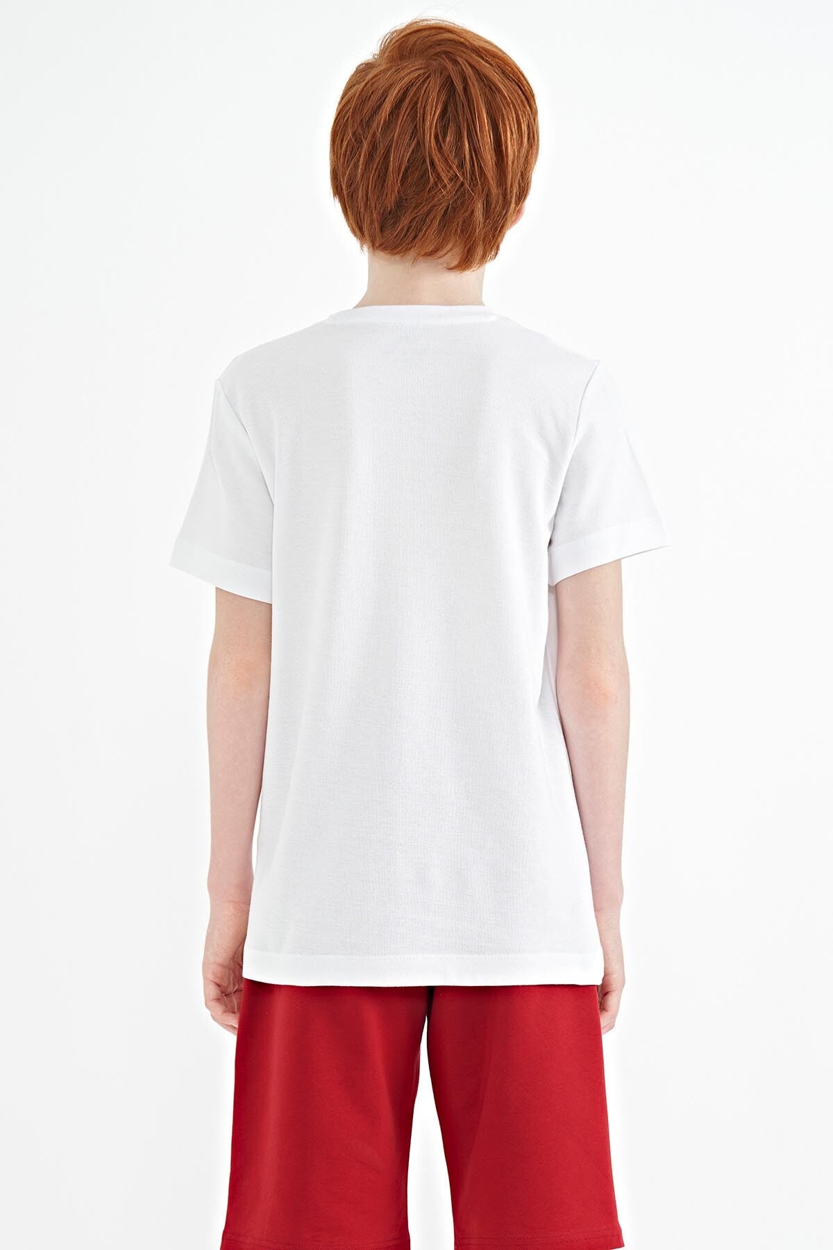 White Embroidered Detailed O Collar Standard Fit Boys T-Shirt - 11115