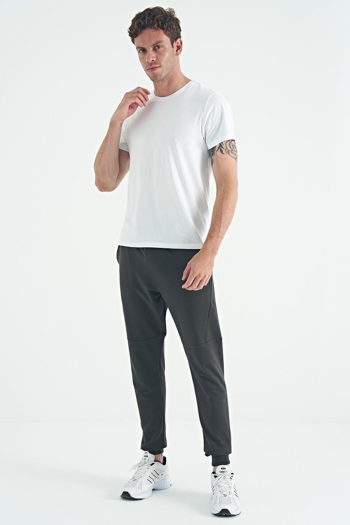 White Basic Men's T-Shirt - 88245