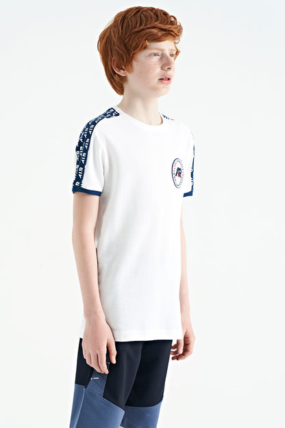 White Shoulder Print Detailed Standard Fit O Collar Boys' T-Shirt - 11121