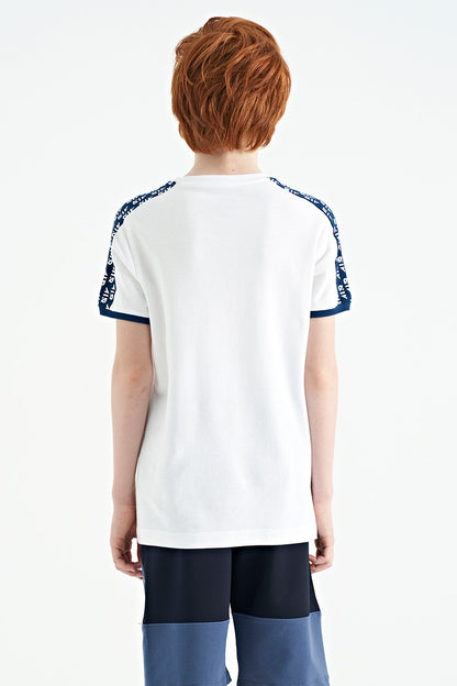 White Shoulder Print Detailed Standard Fit O Collar Boys' T-Shirt - 11121
