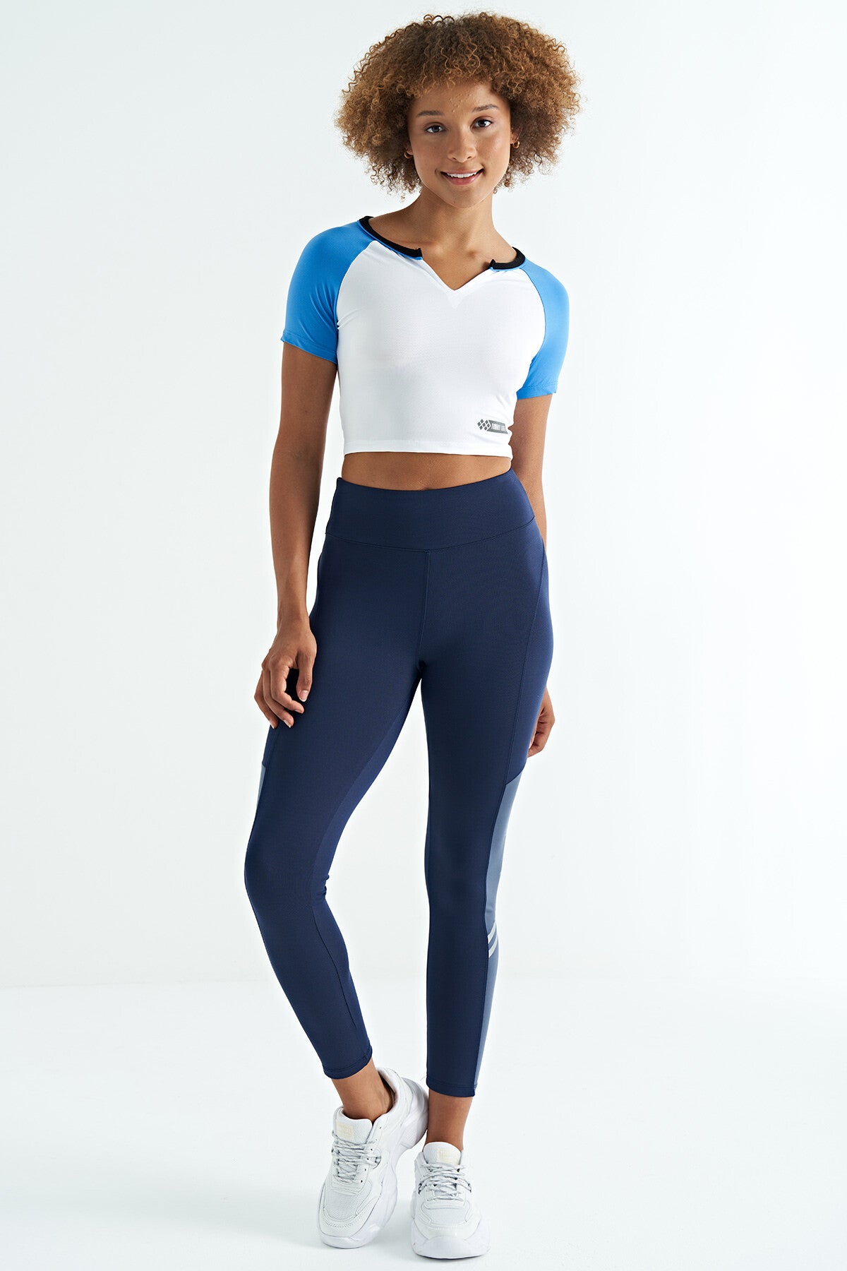 White Color Block Logo Printed O Neck Slim Fit Women's Crop T-Shirt - 97270
