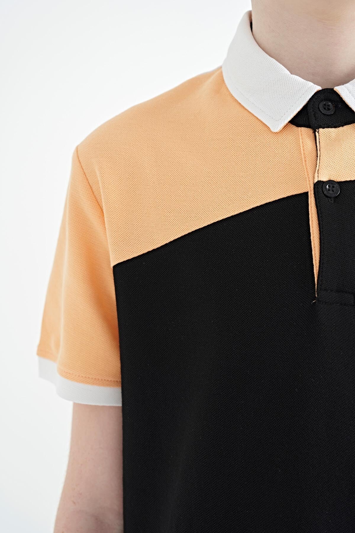 White Color Block Embroidered Detailed Standard Pattern Polo Collar Boys' T-Shirt - 11088