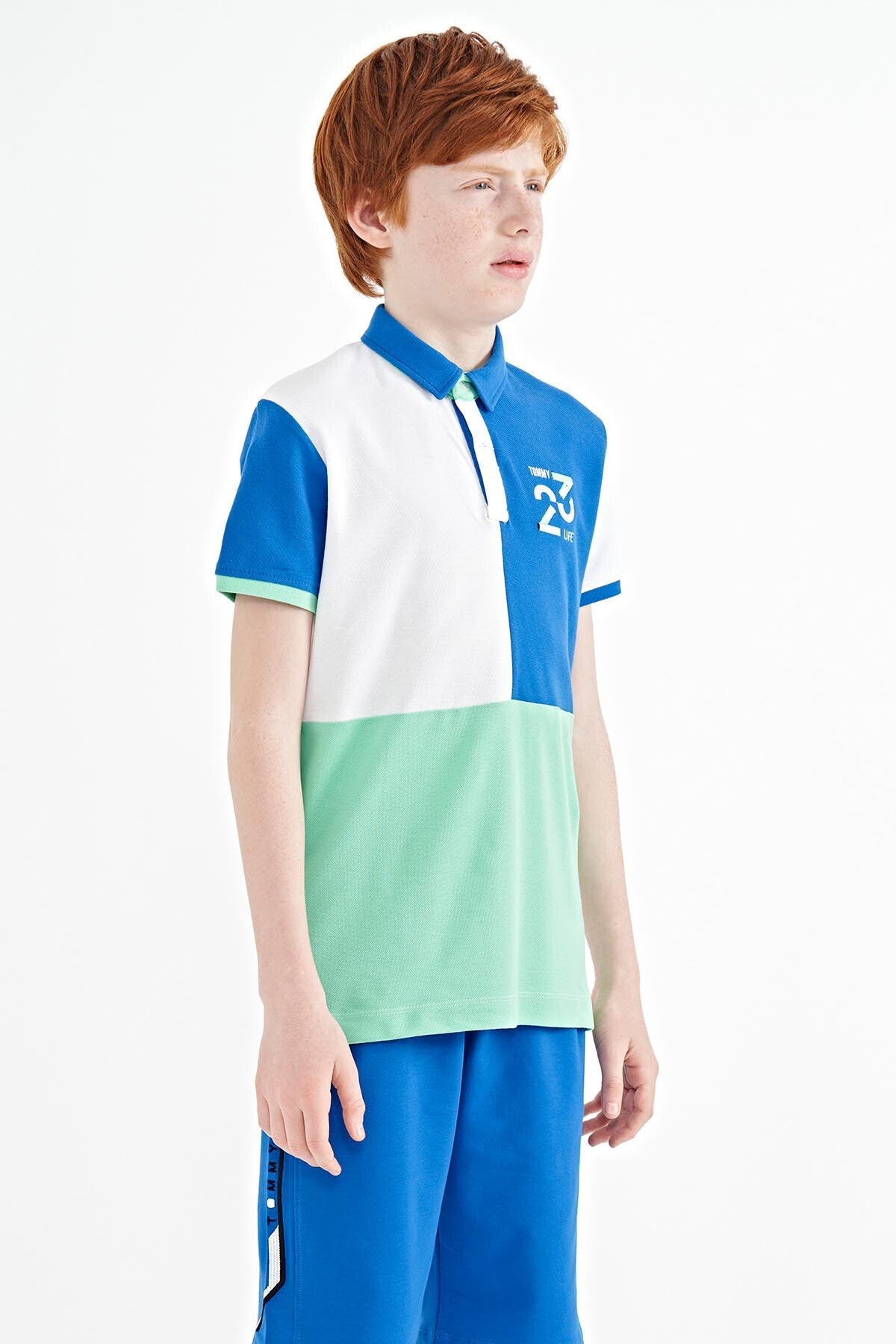 White Color Block Embroidered Detailed Standard Fit Polo Collar Boys T-Shirt - 11108