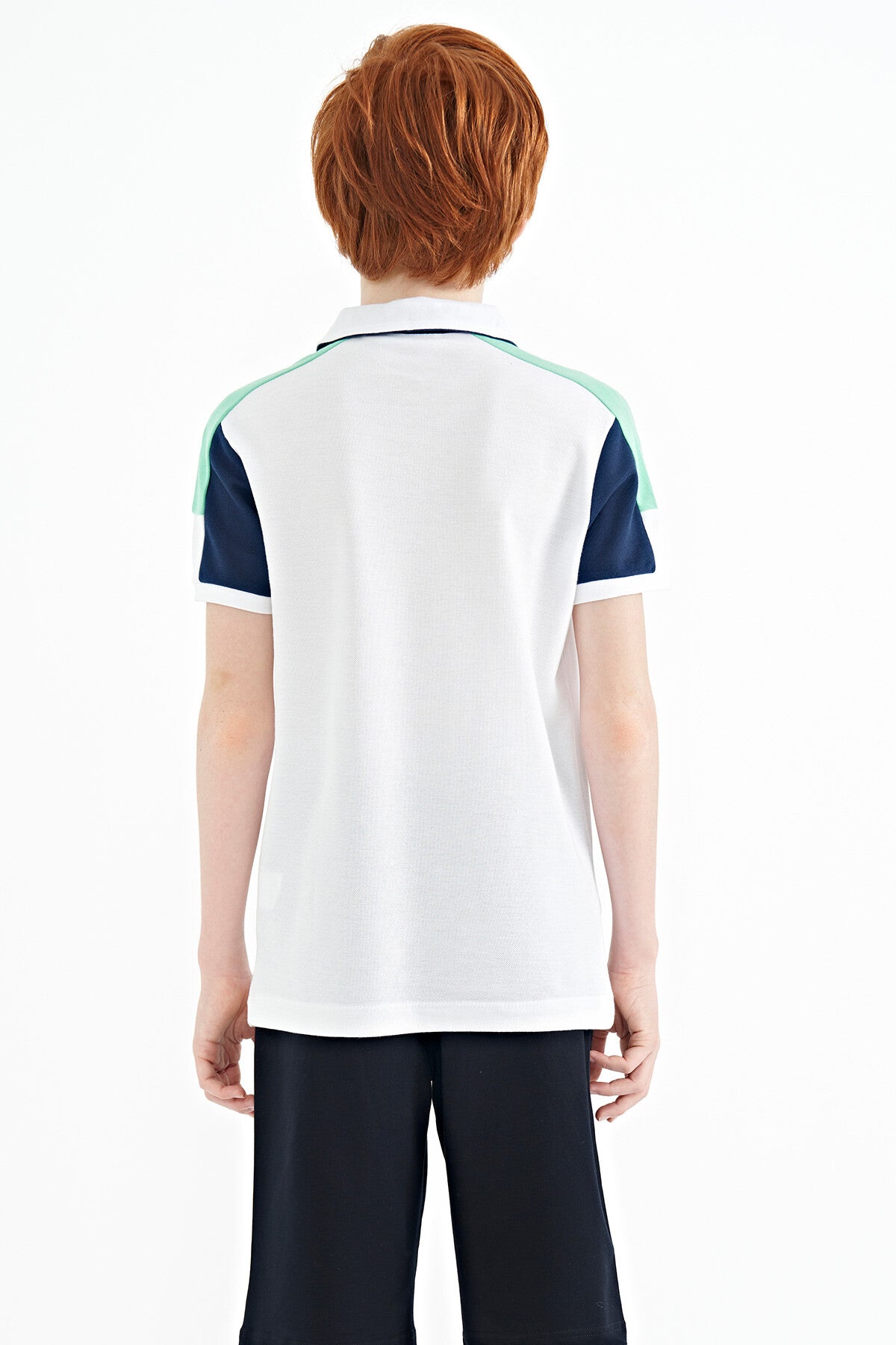 White Color Blocked Shoulder Trim Detailed Standard Fit Boys T-Shirt - 11155
