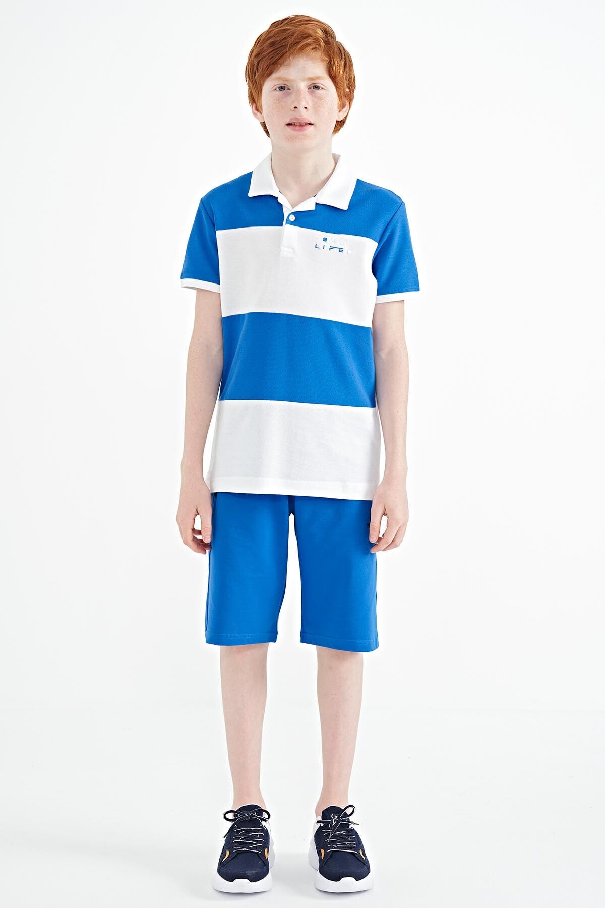 White Color Block Letter Embroidered Standard Fit Polo Collar Boys T-Shirt - 11095