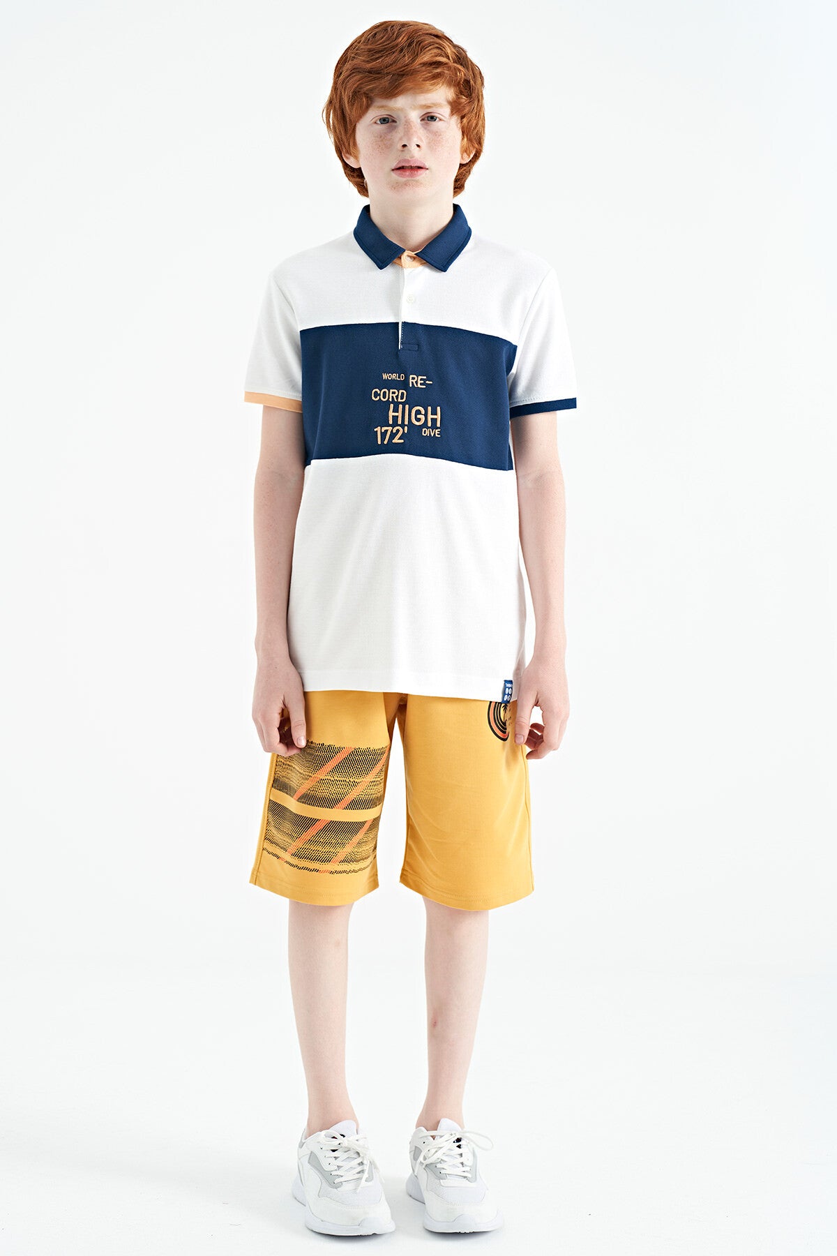 White Color Transitional Embroidered Detailed Standard Cut Polo Collar Boys T-Shirt - 11110