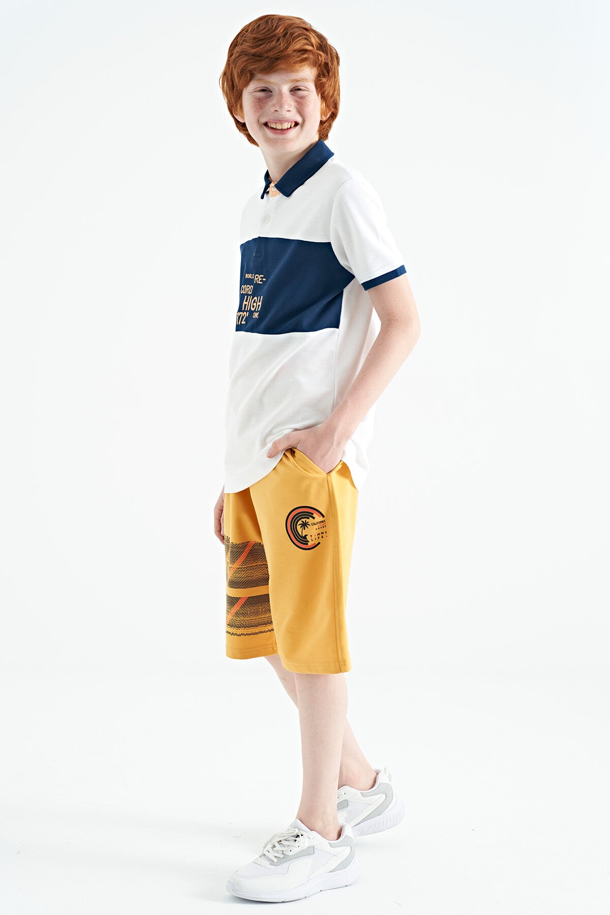 White Color Transitional Embroidered Detailed Standard Cut Polo Collar Boys T-Shirt - 11110