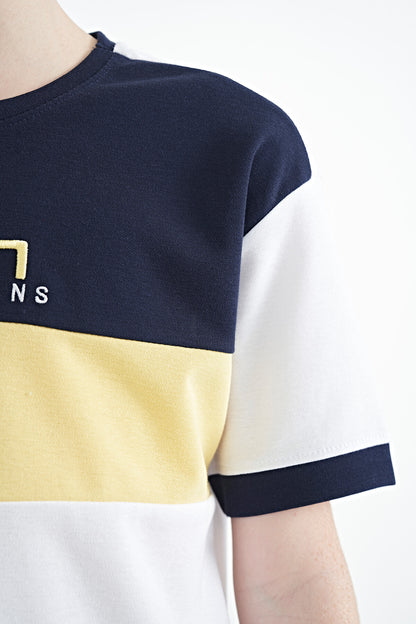 White Color Transition Embroidered Oversize Boys T-Shirt - 11159