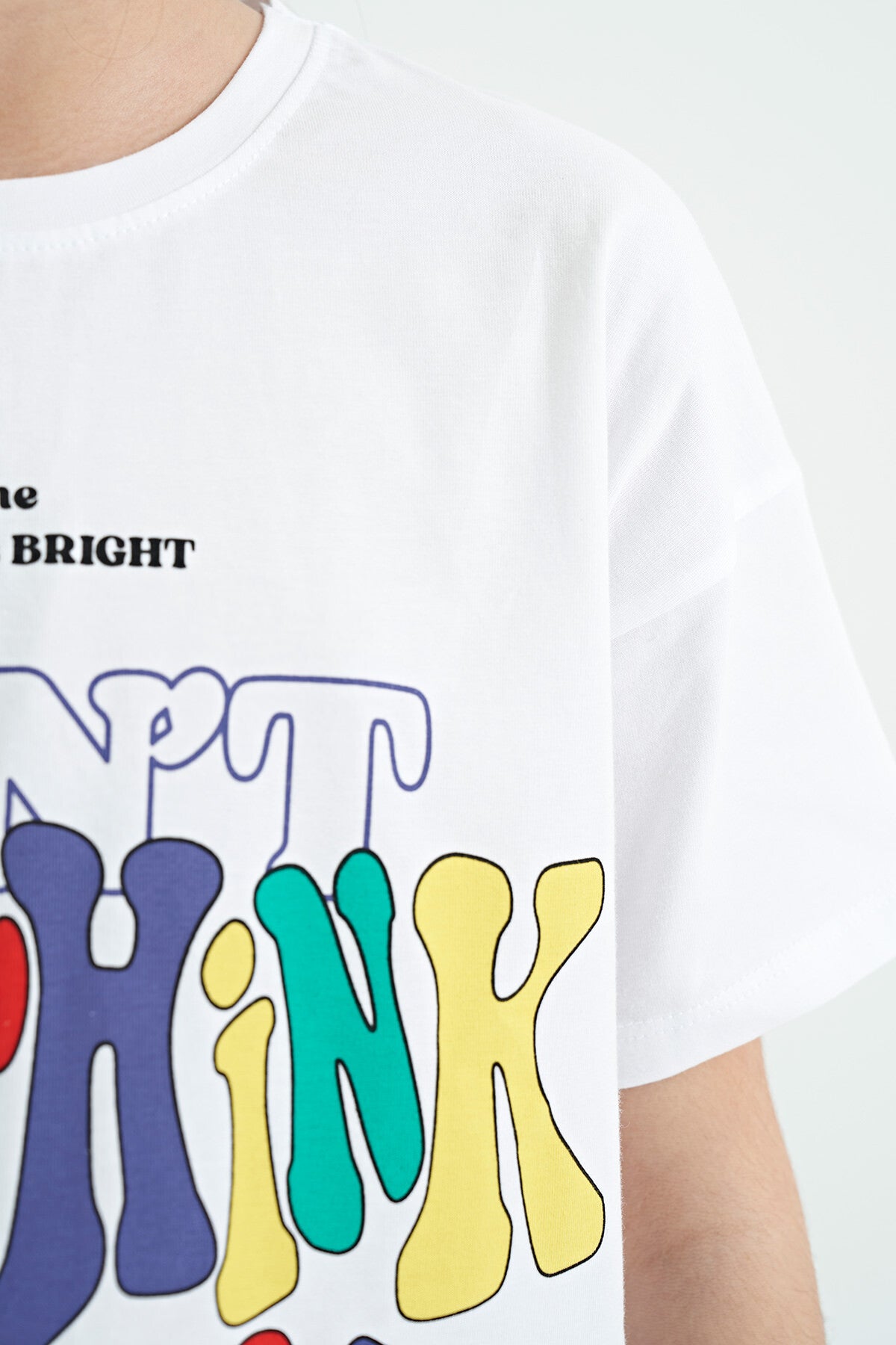 White Color Print O Collar Oversize Short Sleeve Girl's T-Shirt - 75112