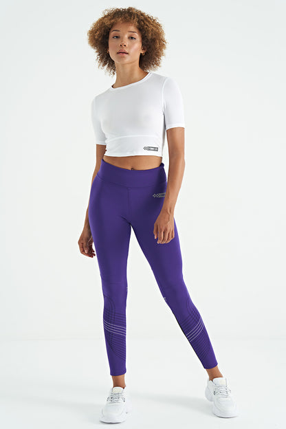 White Back Deep Neck Standard Fit O Collar Women's Crop T-Shirt - 97265