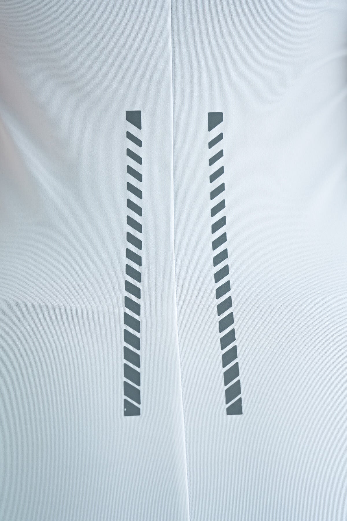 White Back Detailed Print Standard Cut Women's Singlet - 97269