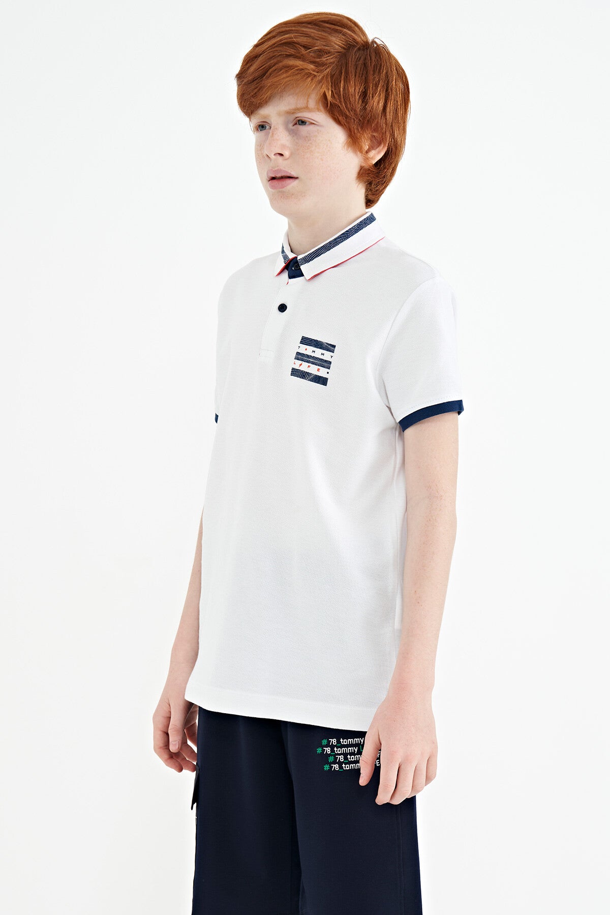 White Collar Color Block Print Detailed Standard Cut Boys T-Shirt - 11111