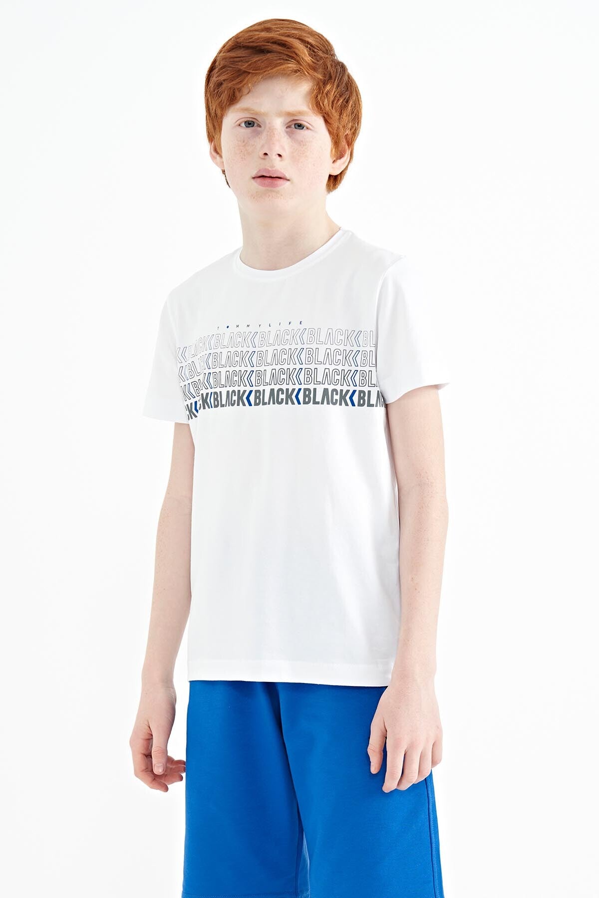 White Print Letter O Collar Standard Fit Boys T-Shirt - 11149
