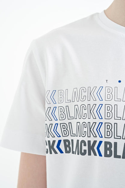 White Print Letter O Collar Standard Fit Boys T-Shirt - 11149