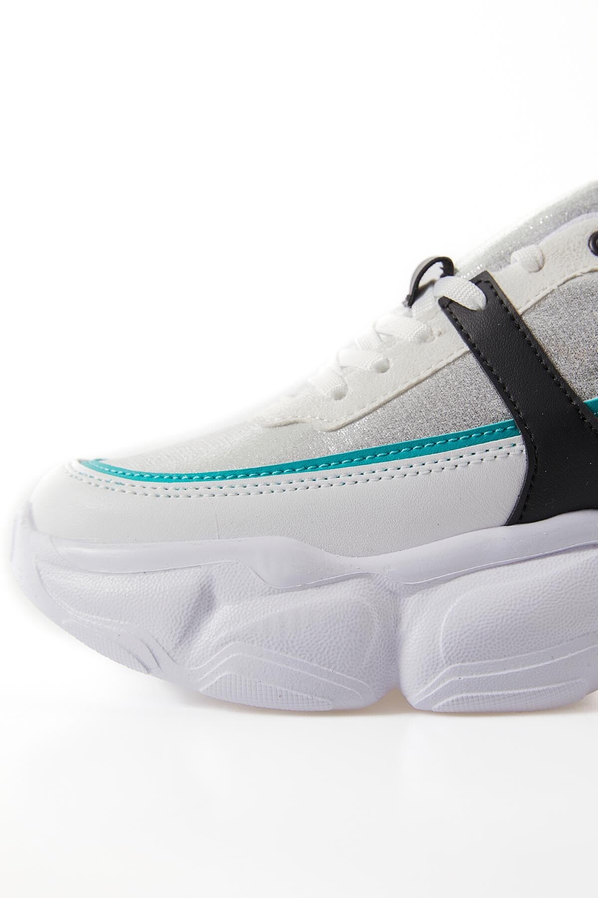 White High-Sole Laced Color Gradient PU Leather Women's Sneakers - 89206