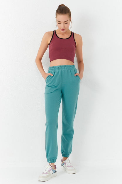 Basic Zero Sleeve Tight Fit U Collar Women's Crop Top Singlet - 97162