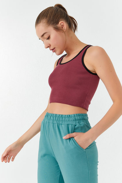 Basic Zero Sleeve Tight Fit U Collar Women's Crop Top Singlet - 97162