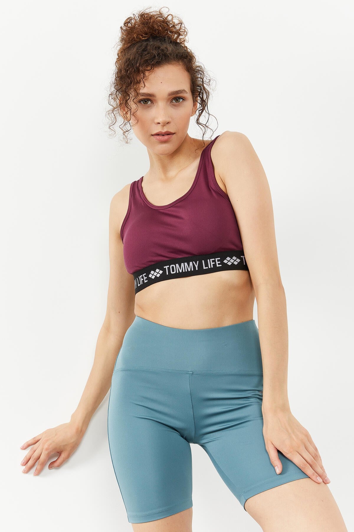 Standard Mold U Collar Women's Sports Bustier with Border Print Band - 97113
