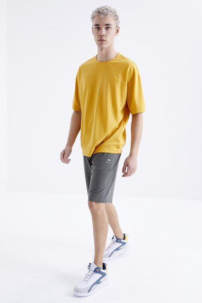 Laced Standard Cut Basic Men's Shorts - 81212