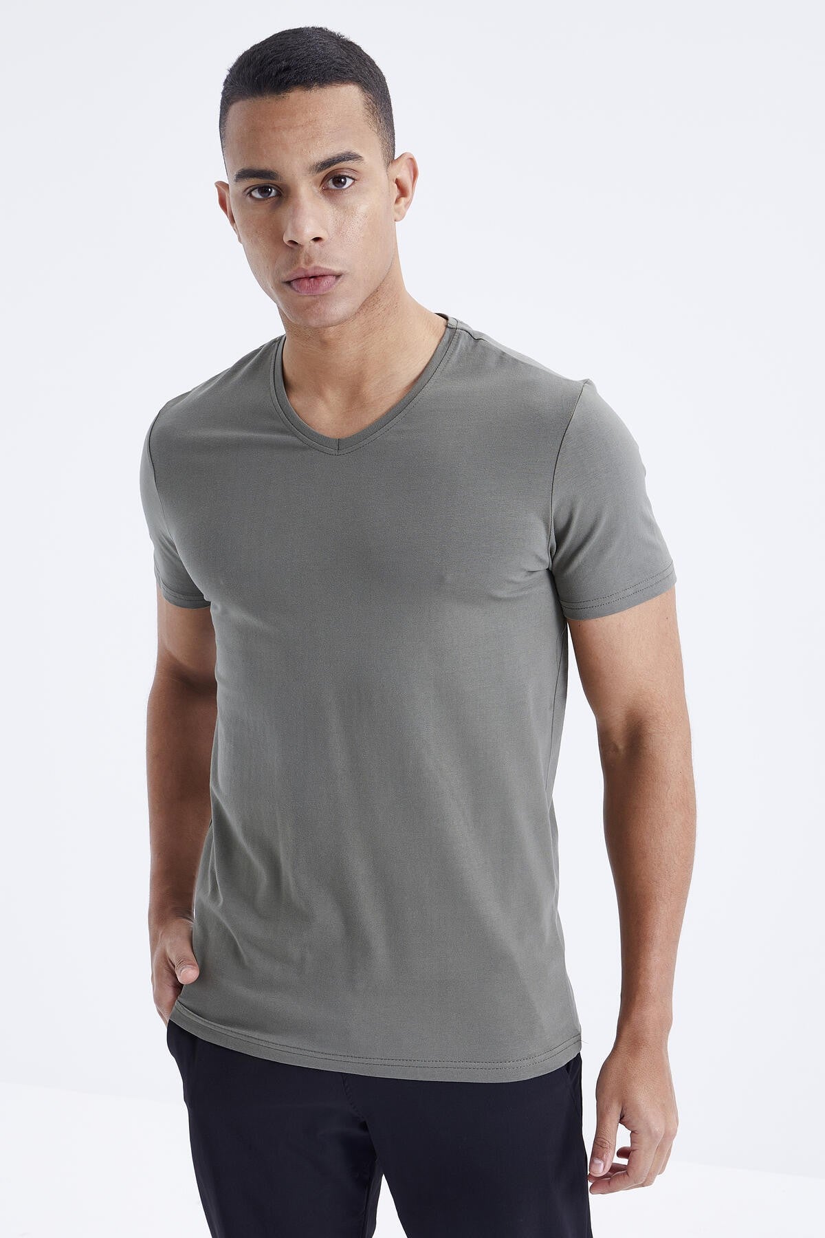 Basic short-sleeved standard V Collar men's T-Shirt - 87912