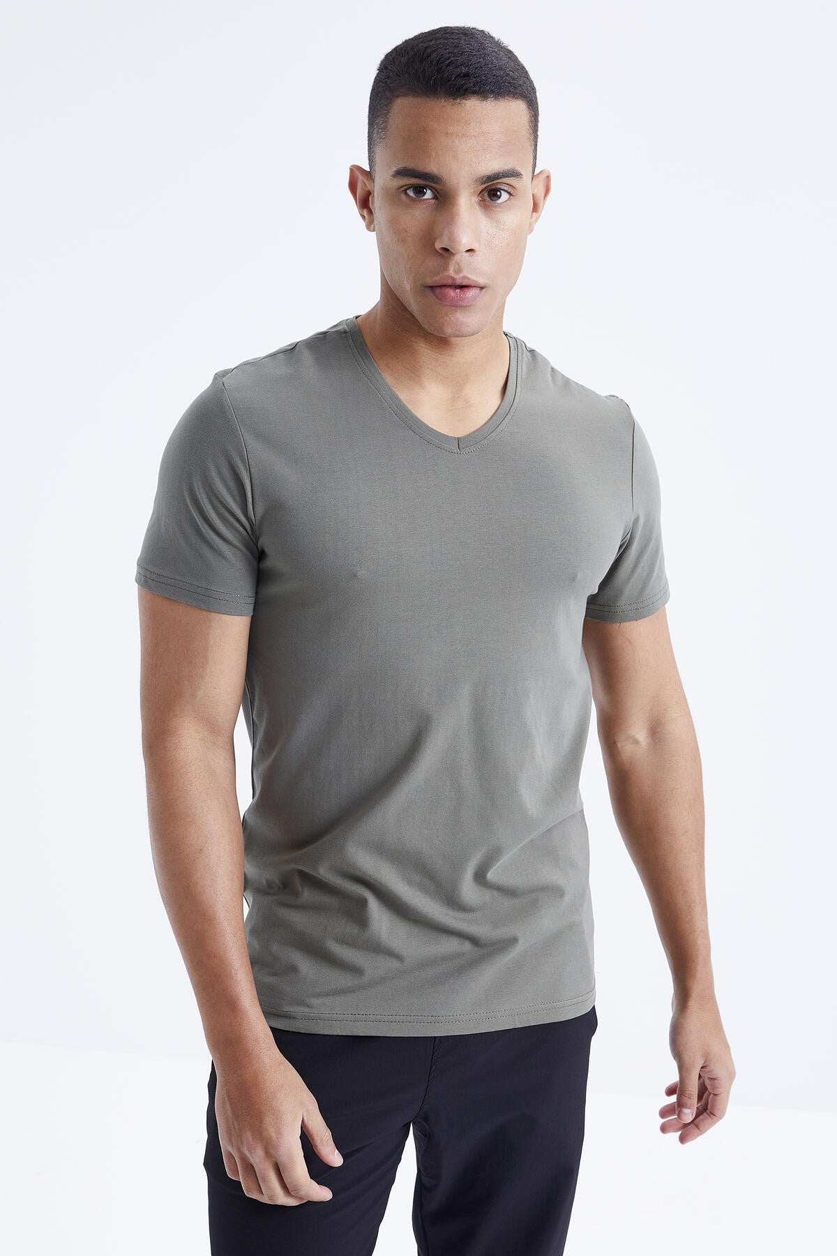 Basic short-sleeved standard V Collar men's T-Shirt - 87912