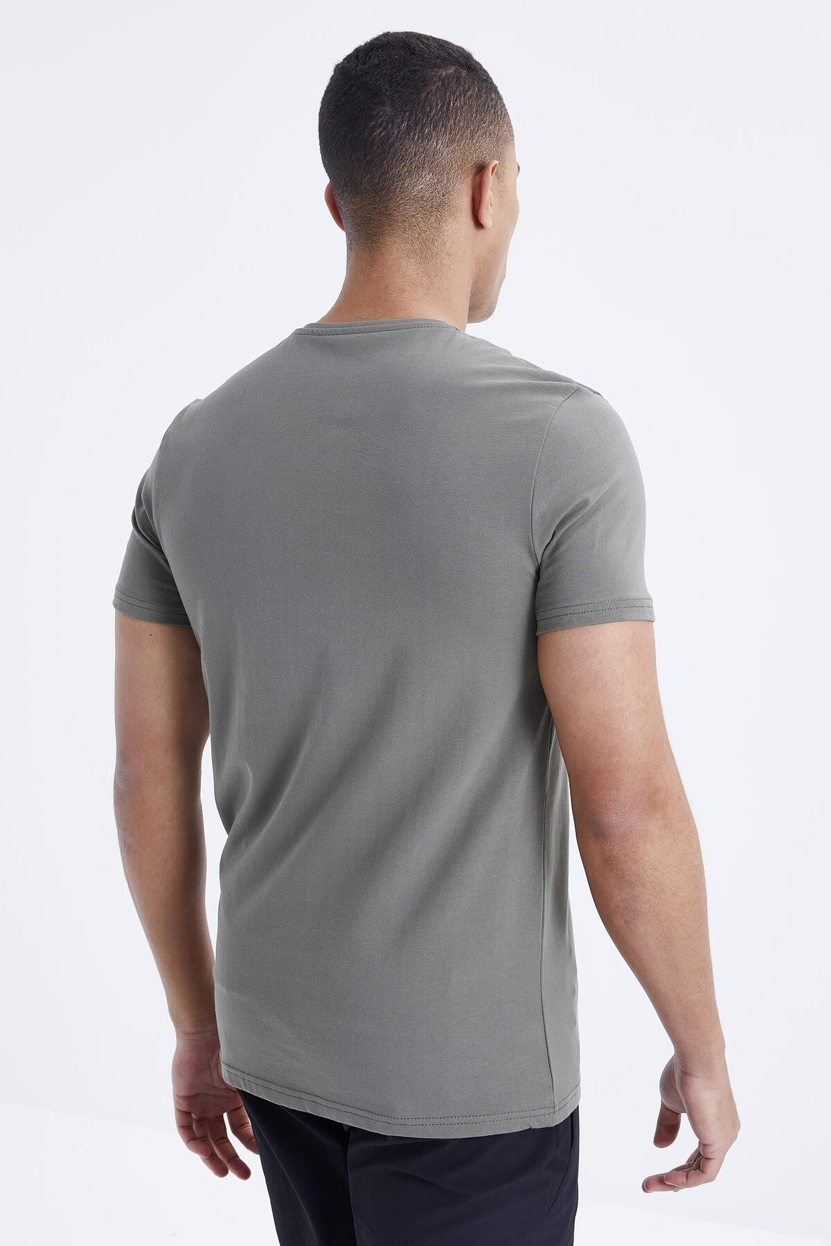 Basic short-sleeved standard V Collar men's T-Shirt - 87912