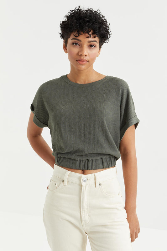 Basic O Collar Stretch Crinkle Fabric Women's Crop Top T-Shirt - 97227