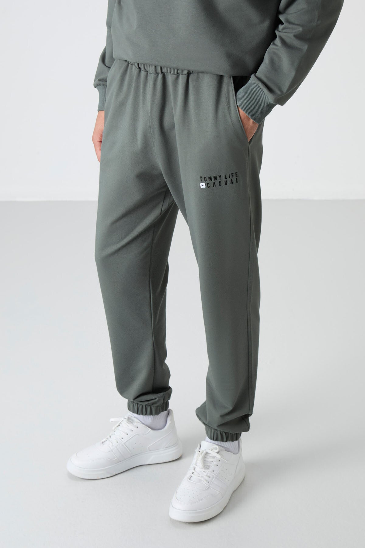Round Neck Elastic Cuffed Cotton Men's Oversize Tracksuit Set - 85120
