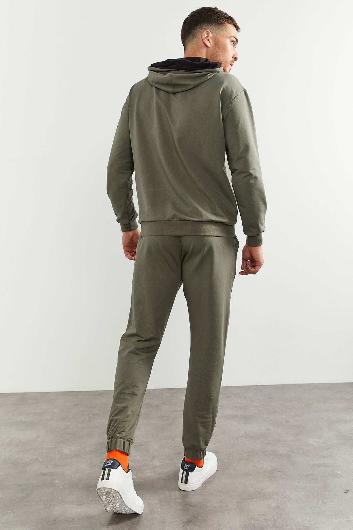 Hooded Kangaroo Pocket Elastic Cuffed Men's Oversize Tracksuit Set - 85117