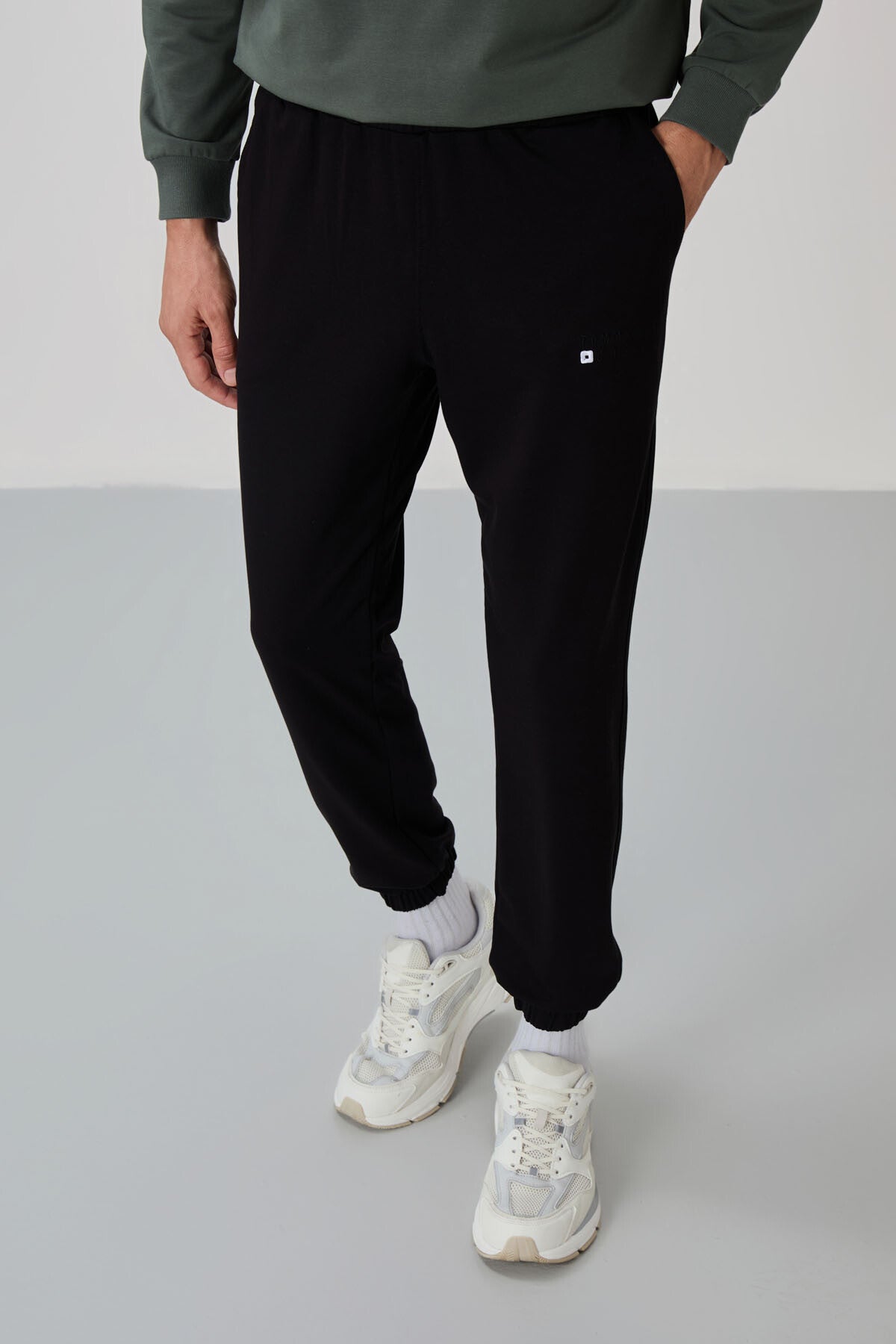 Black Casual O Neck Elastic Cuffed Cotton Men's Oversize Tracksuit Set - 85120