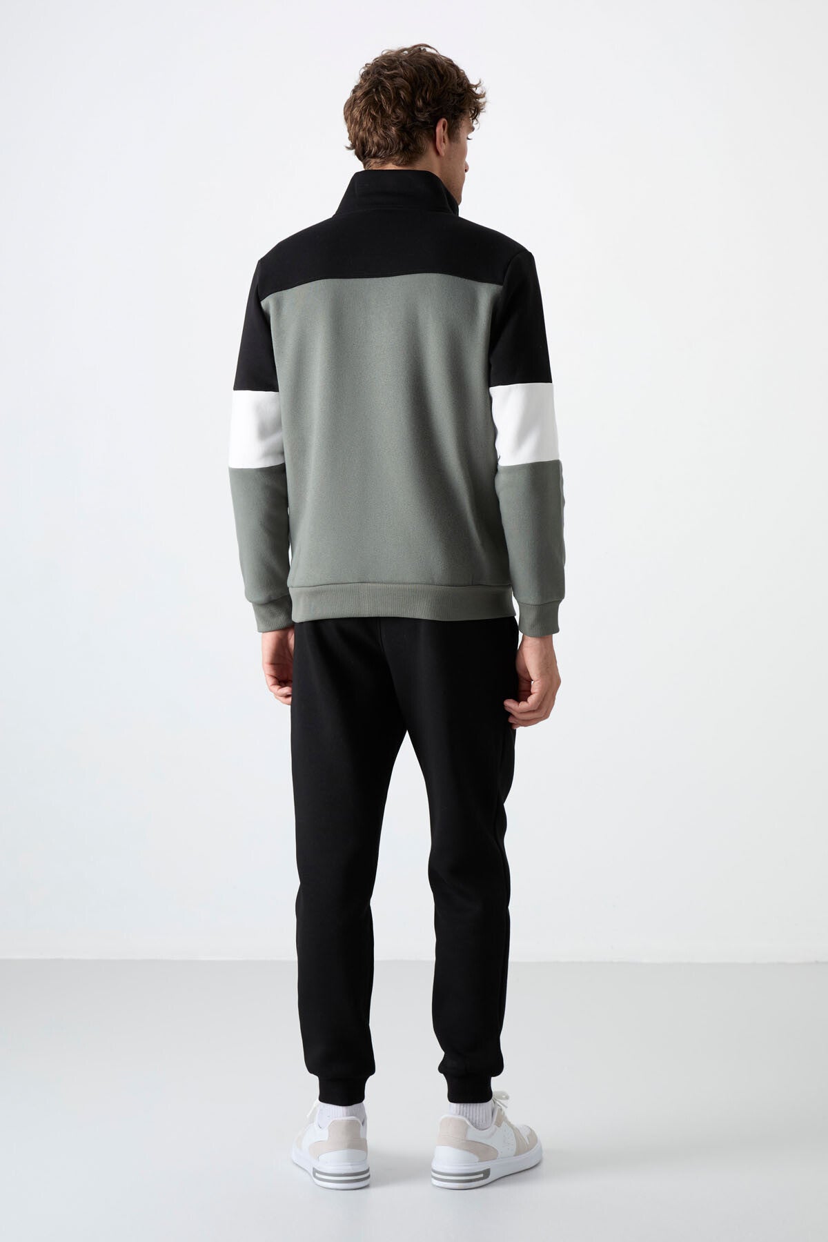 Black Stand Collar Color Gradient Fleece-Lined Men's Tracksuit Set - 85186