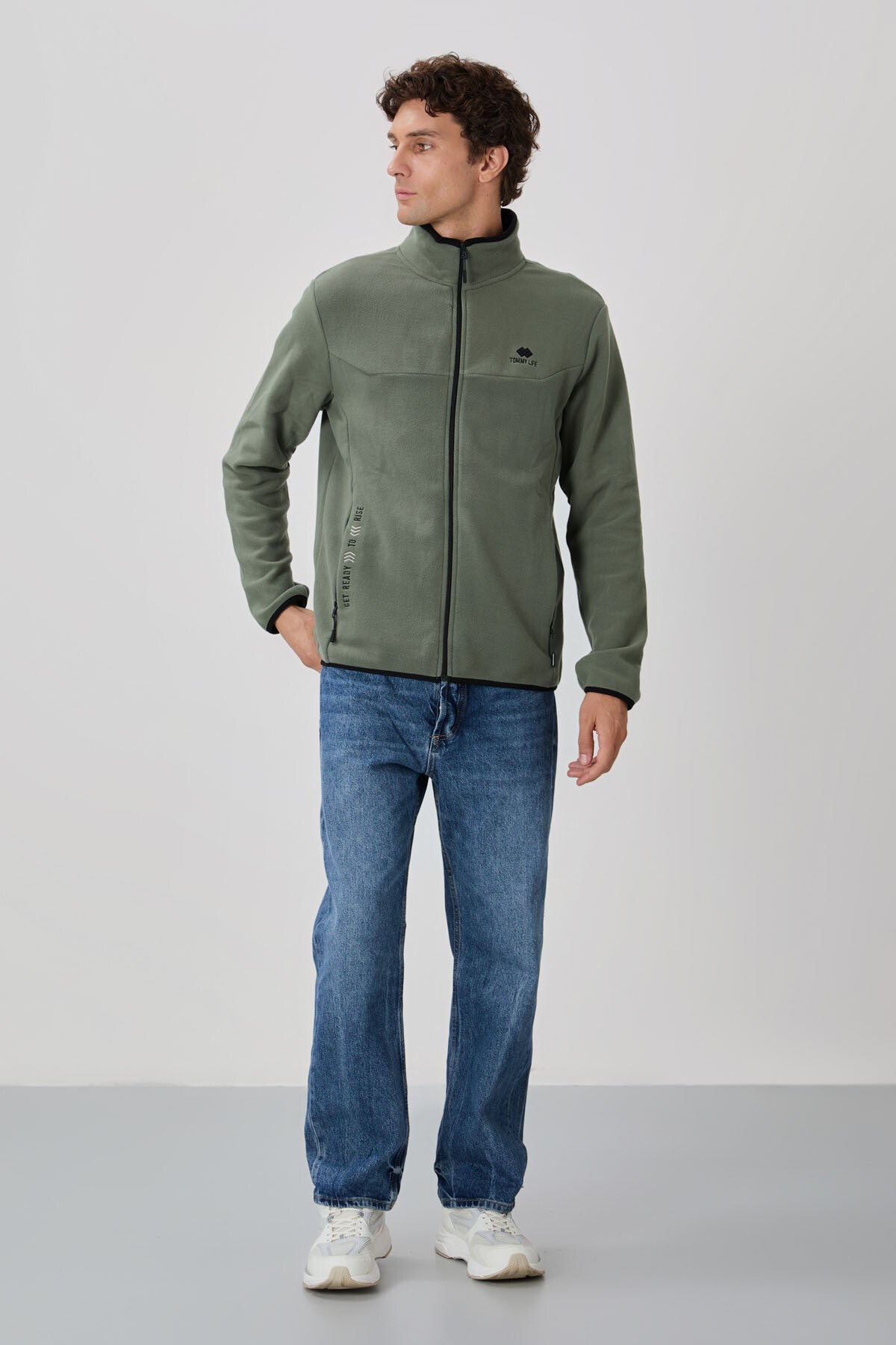 Spring Seedling Embroidered High Collar Zippered Standard Fit Men's Sweatshirt Fleece - 87992