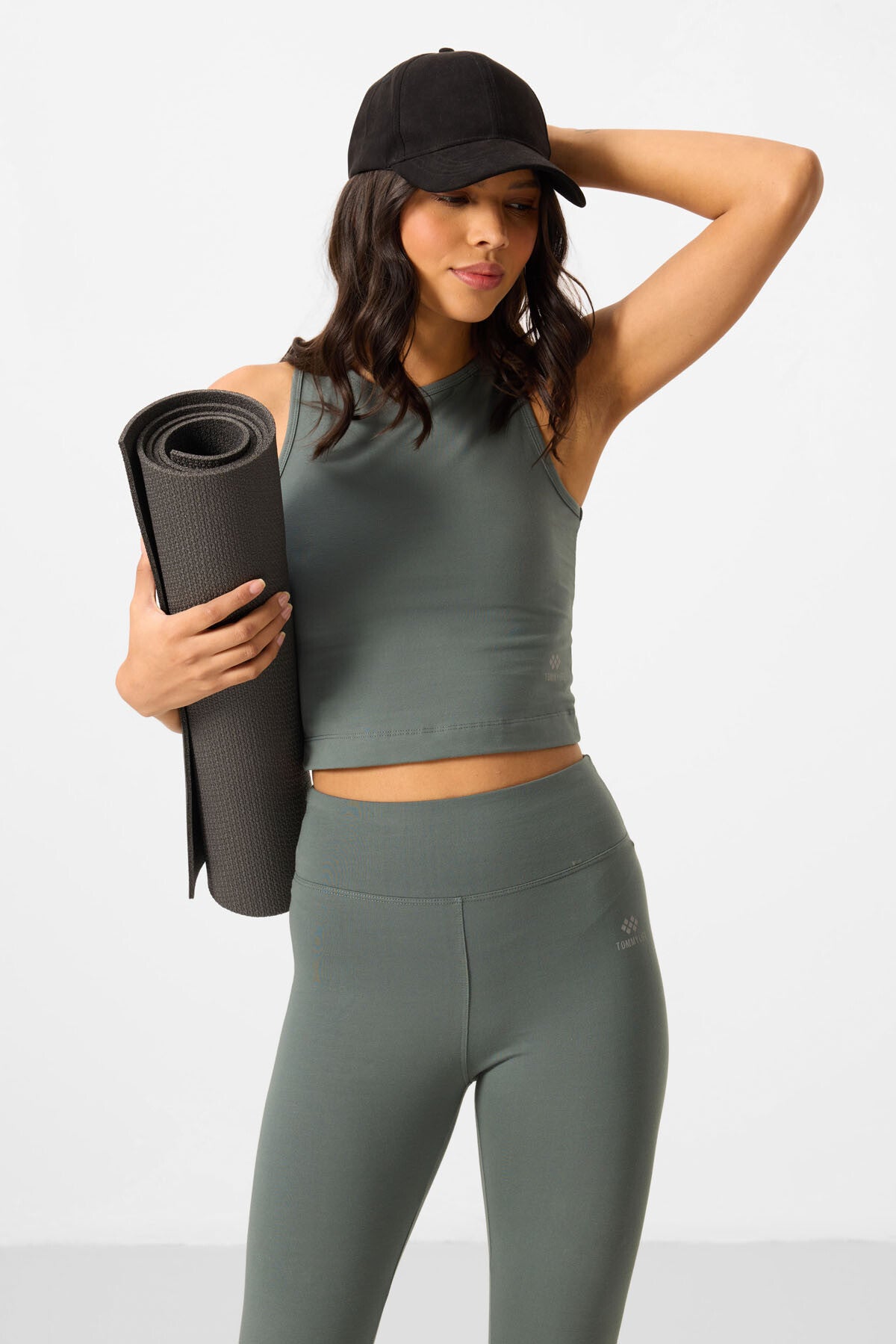 High Waist Capri-Crop Singlet Slim Fit Women's Tights Set - 95284
