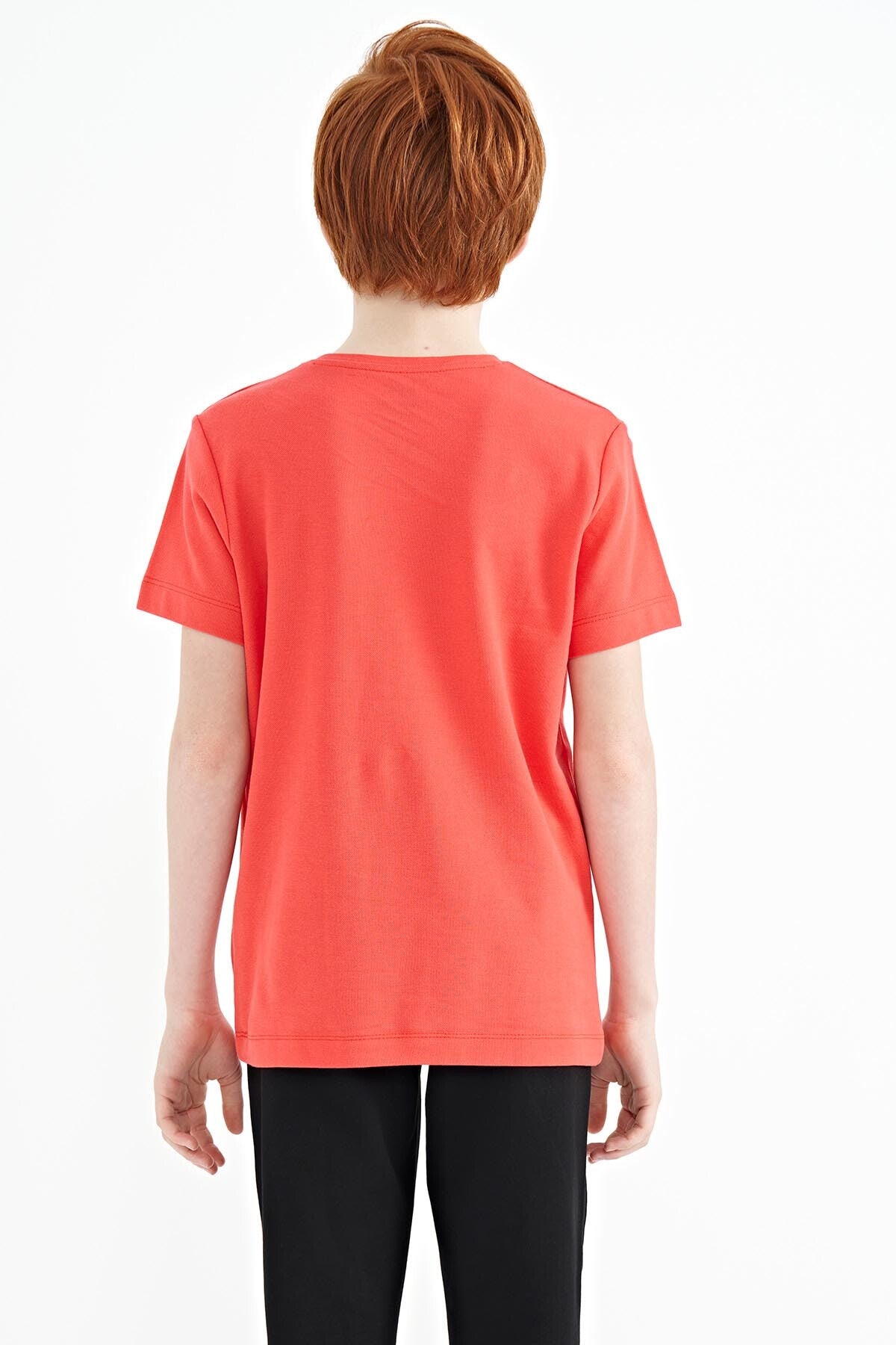 Coral Front Print Embroidered O Collar Standard Cut Boys' T-Shirt - 11118