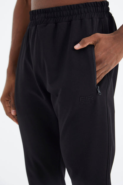 Igor Green - Black Standard Mold Tracksuit Set - 85229