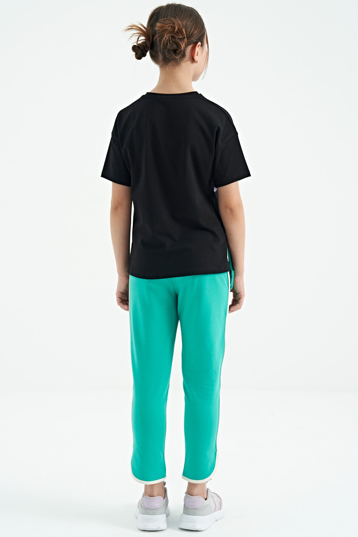 Bias Detailed Laced Front Panel Wide-Legged Girls' Tracksuit Bottom - 75124