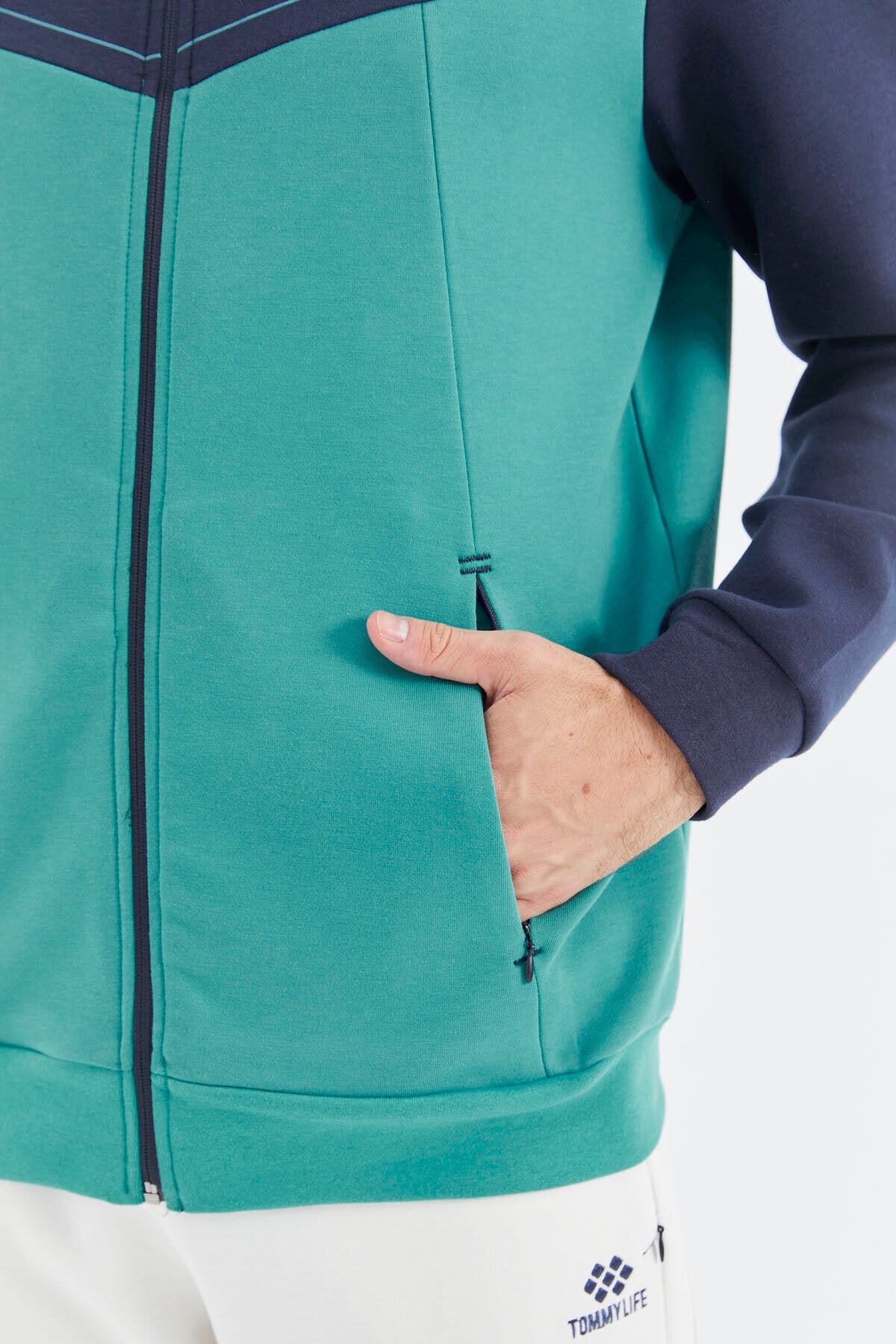 Straight Collar Color Block Hidden Pocket Detailed Relax Fit Men's Sweatshirt - 88290