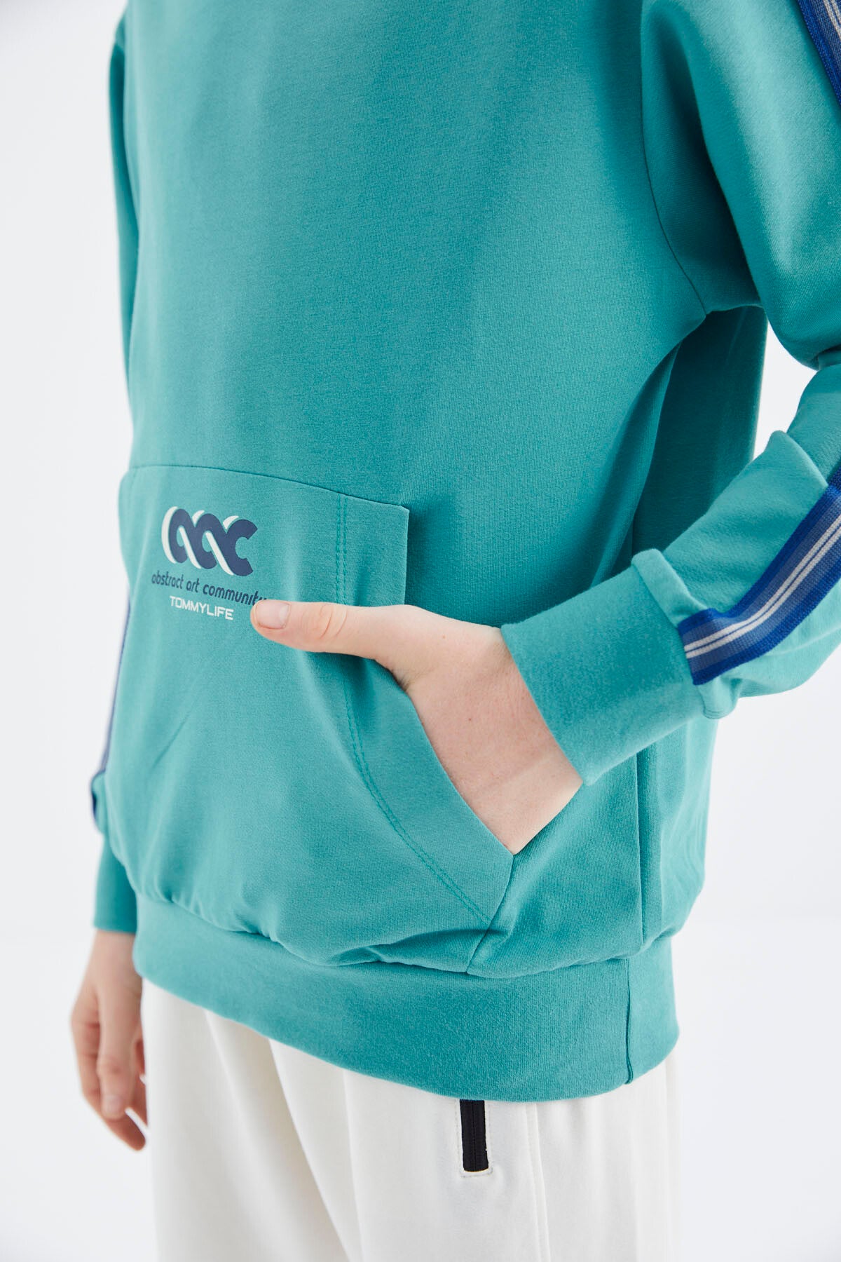 Kangaroo Pocket Boys' Sweatshirt - 11176