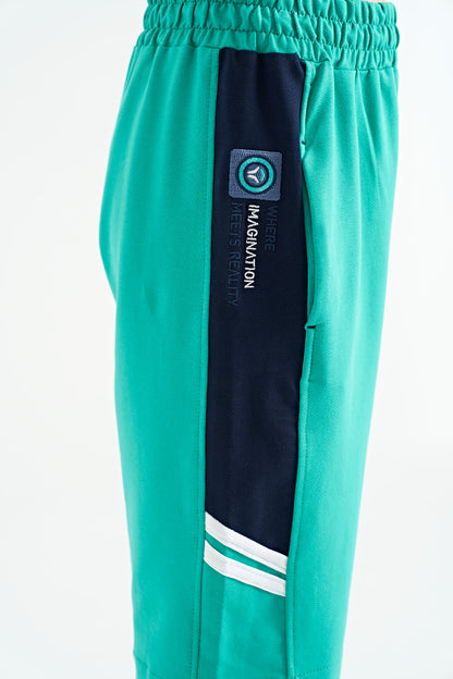 Embroidered Pattern Laced Standard Fit Boys Shorts - 11124