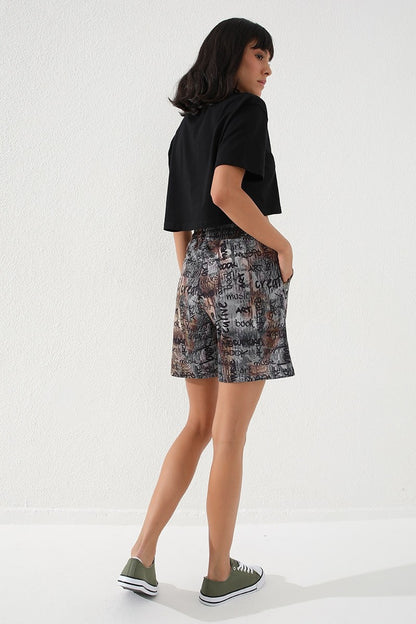 Plato Print Pattern Laced Comfort Fit Bermuda Women's Shorts - 91006