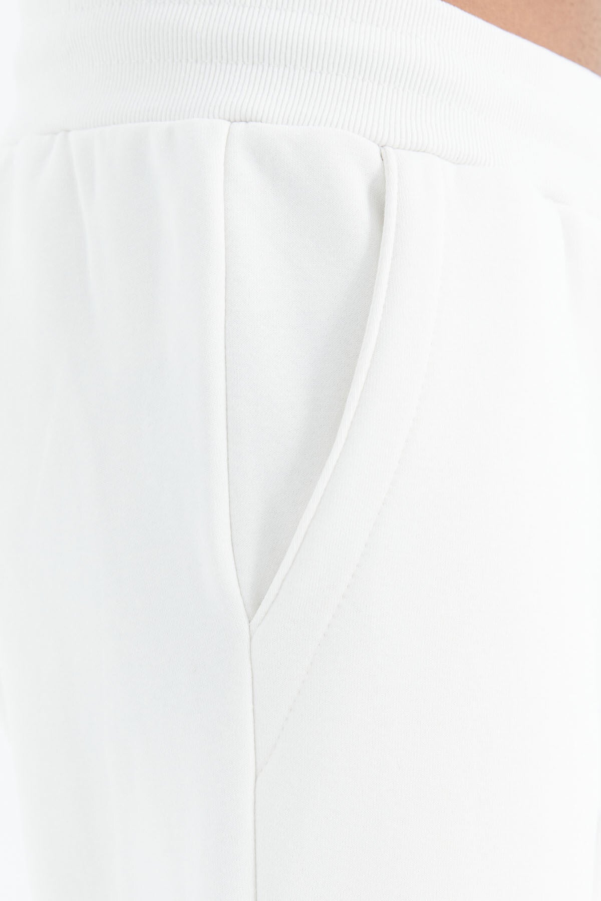 Ecru Laced Striped Detailed Relax Fit Men's Tracksuit Bottom - 82106