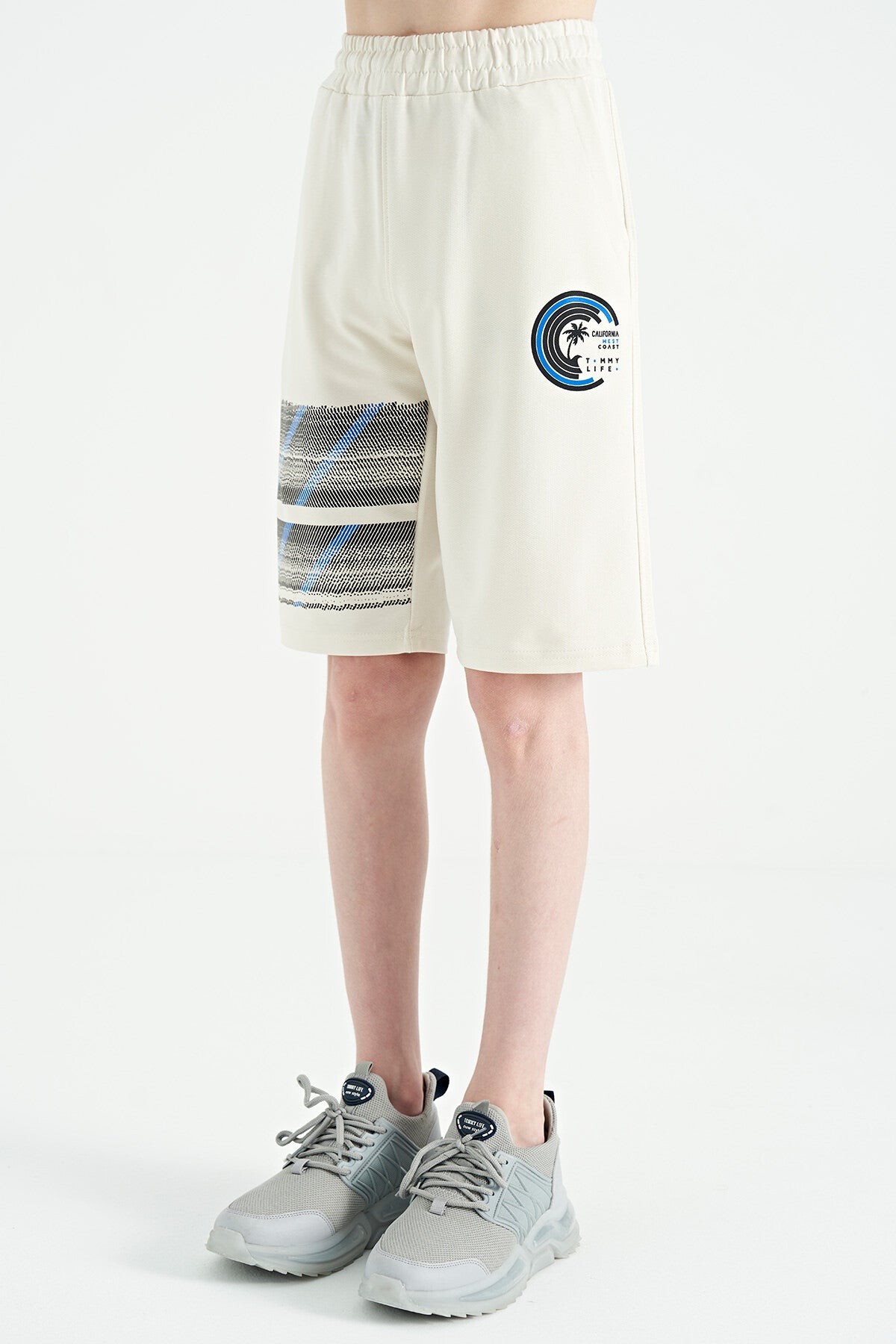 Print Detailed Laced Standard Fit Boys Shorts - 11125