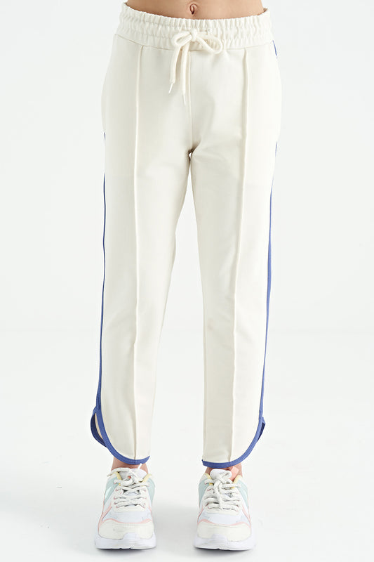 Ecru Beige Detailed Laced Wide-Legged Girls' Tracksuit Bottom - 75124