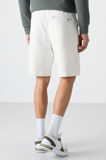 Hidden Zipper Back Pocket Laced Standard Fit Men's Shorts - 81136
