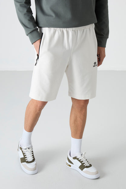 Hidden Zipper Back Pocket Laced Standard Fit Men's Shorts - 81136