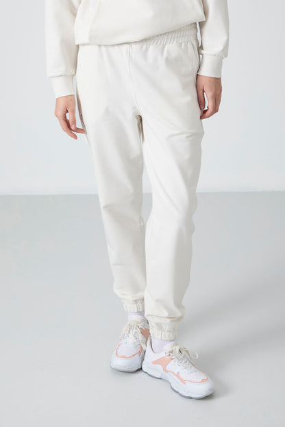 Hooded Kangaroo Pocket Oversize Elastic Cuffed Women's Tracksuit Set - 95288