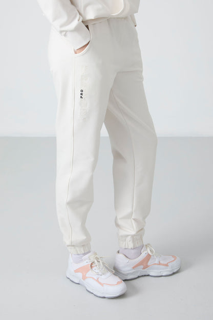 Hooded Kangaroo Pocket Oversize Elastic Cuffed Women's Tracksuit Set - 95288